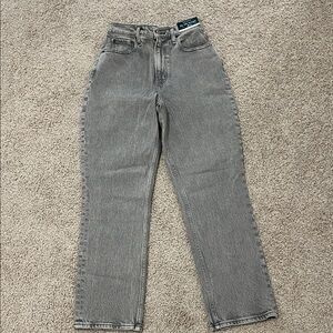 Abercrombie & Fitch Gray 90’s straight women’s  Jeans